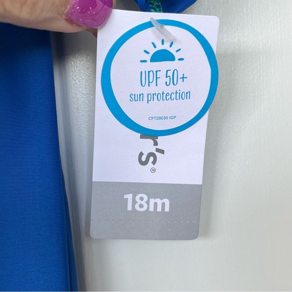 •Carter’s• NWT Short Sleeve Dinosaur RashGuard Romper - Size 18 Months - Picture 9 of 11